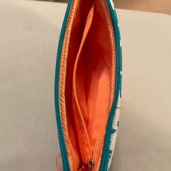 Benefit Cosmetic Bag. - Picture 6 of 7